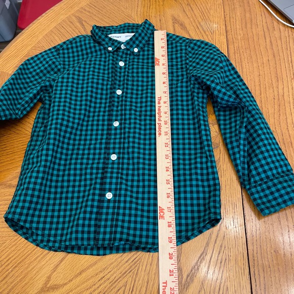 Old Navy Checked Shirt Boys Sz S (6-7) slightly used - Picture 3 of 6